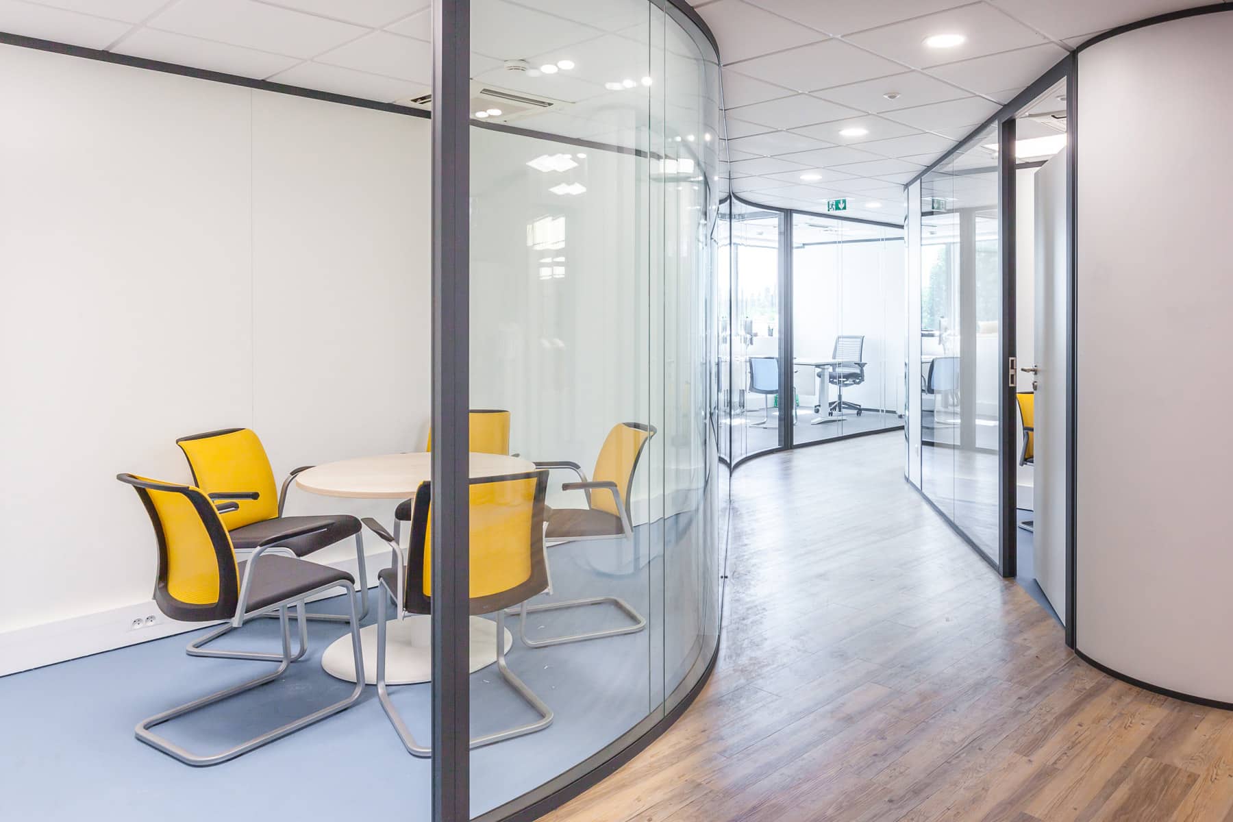 cloisons-portescoulissantes-cloisonscourbees-cloisonsenelements-amenagementdebureaux